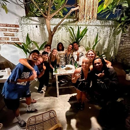 The Jungle House Vandrehjem Canggu Eksteriør billede